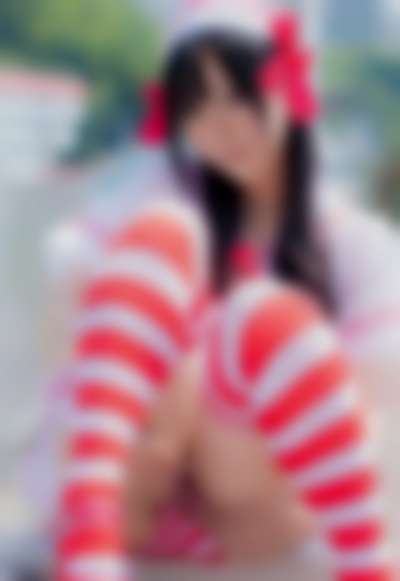 Matsui Rena - shows pussy