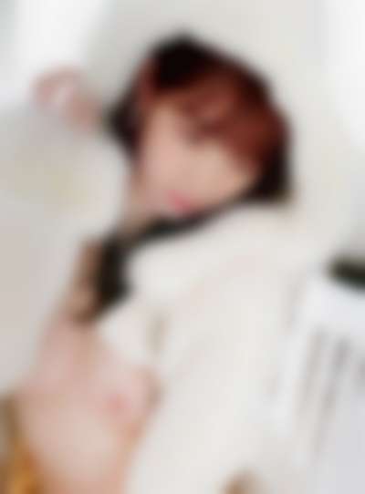 Nishino Nanase - shows tits