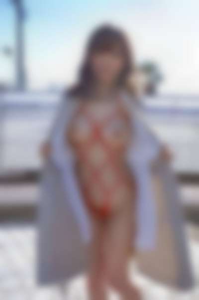 Shiraishi Mai - public nude