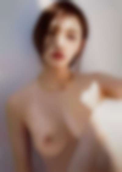 Nakada Kana - shows tits