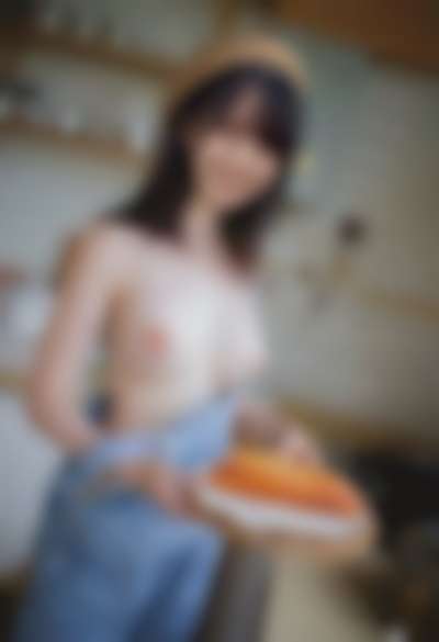 Kaki Haruka - shows tits