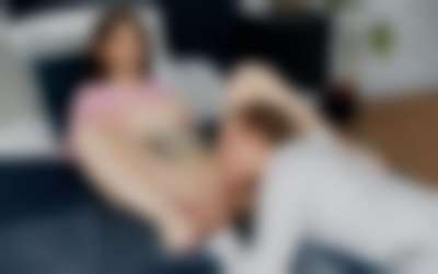 Miyawaki Sakura - pussy licking