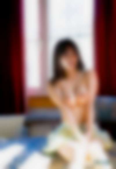 Sawaguchi Aika - shows tits