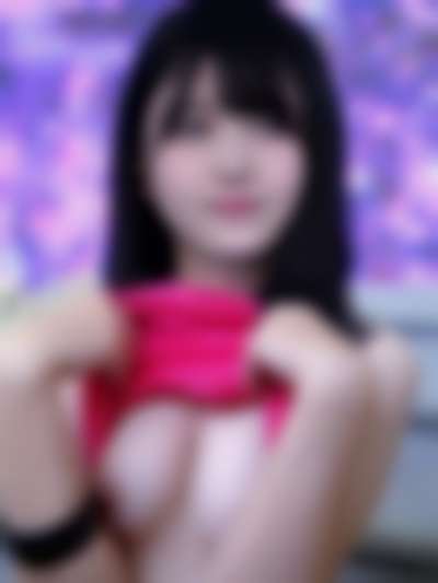 Kubo Shiori - shows tits