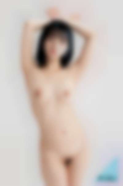 Kamimura Hinano - nude