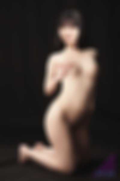 Endo Sakura - nude