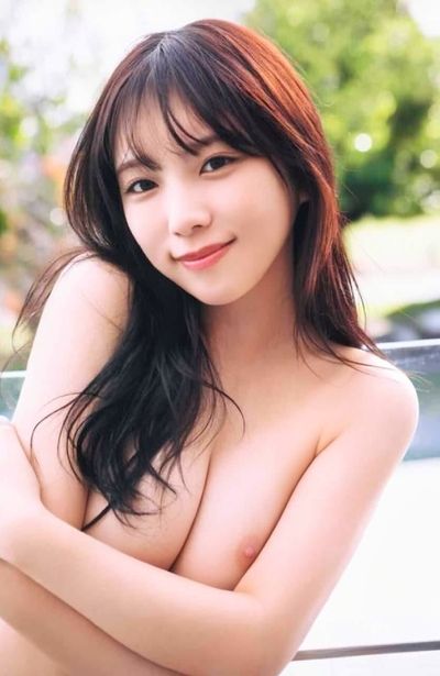 Yoda Yuki - naked