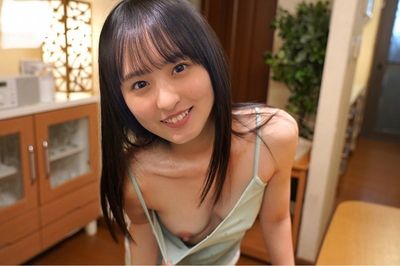 Endo Sakura - shows tits