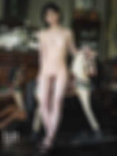 Hikaru Morita - nude