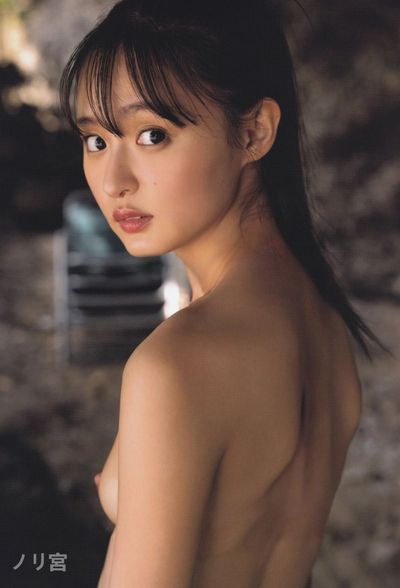 Endo Sakura - naked